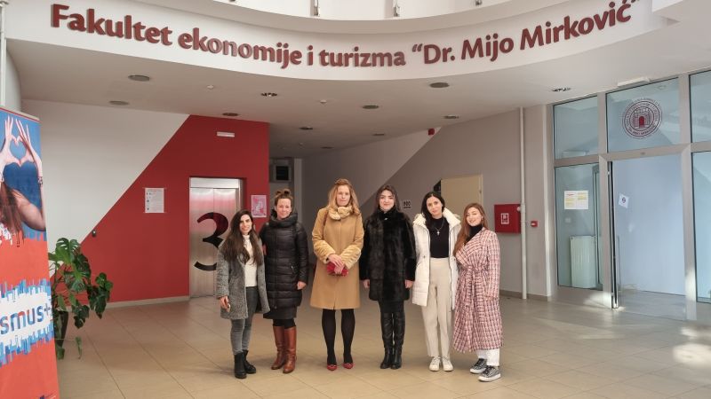 Erasmus+ posjet s institucije...