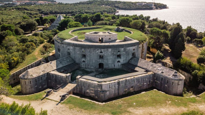 Međunarodna znanstvena konferencija...